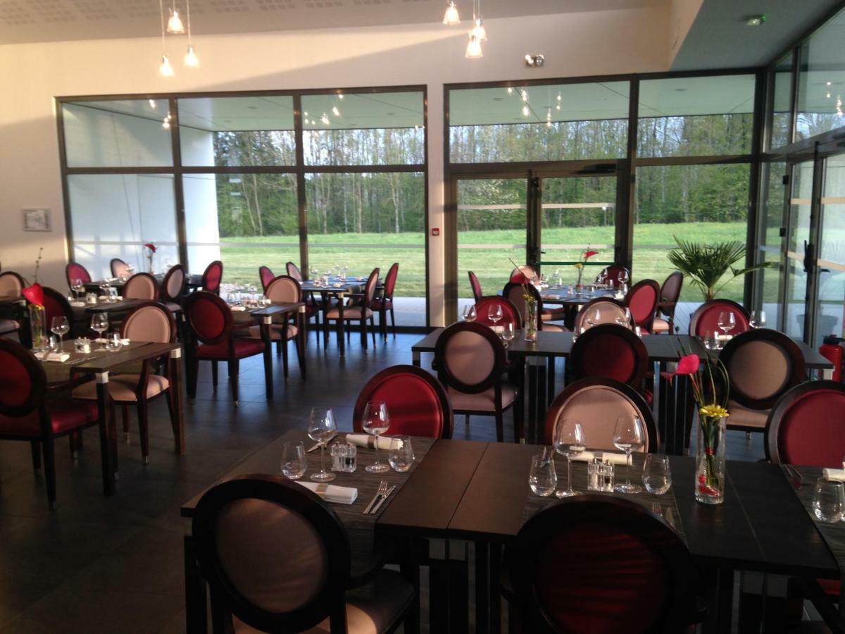 Hotel - Restaurant La Claire Foret Morhange Esterno foto