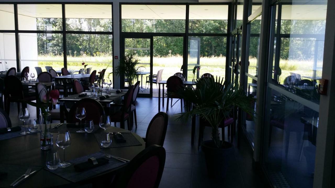 Hotel - Restaurant La Claire Foret Morhange Esterno foto